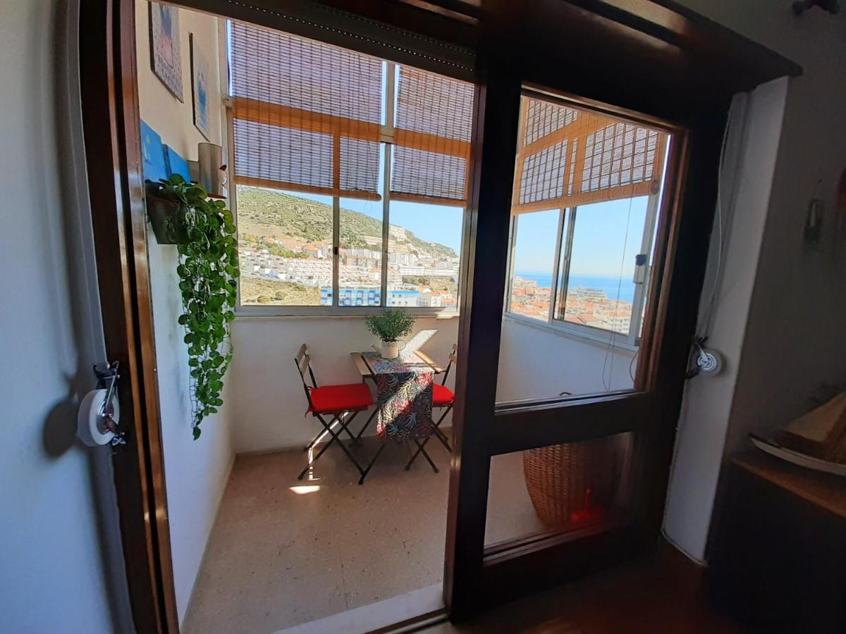 A Casa De Com Vista Mar * Sesimbra