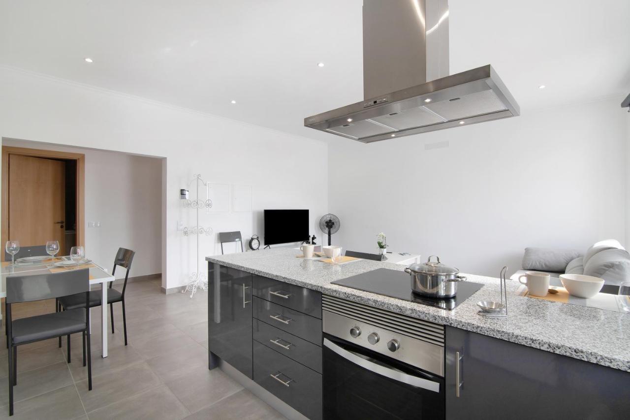 Appartement Traditional 3 Bedroom *