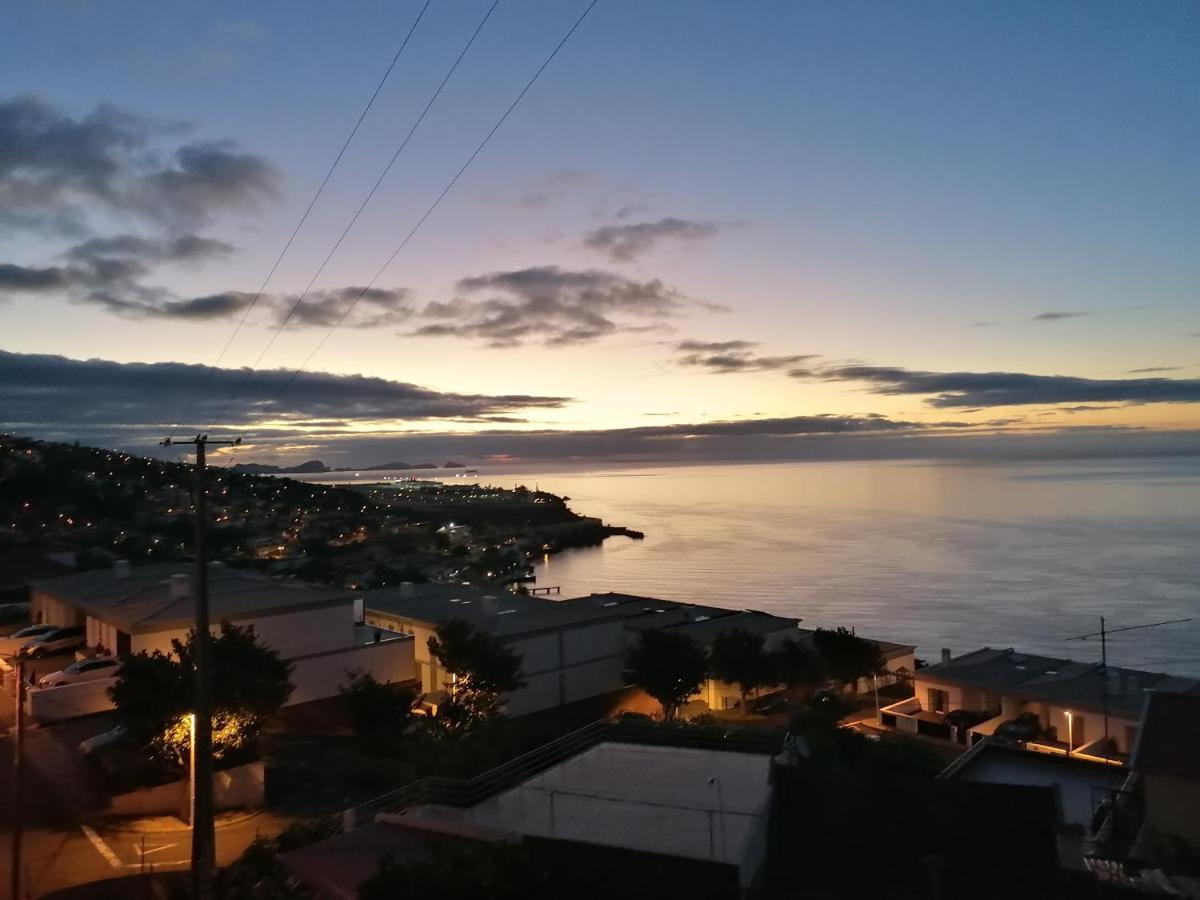 Despertar Do Sol * Santa Cruz (Madeira)