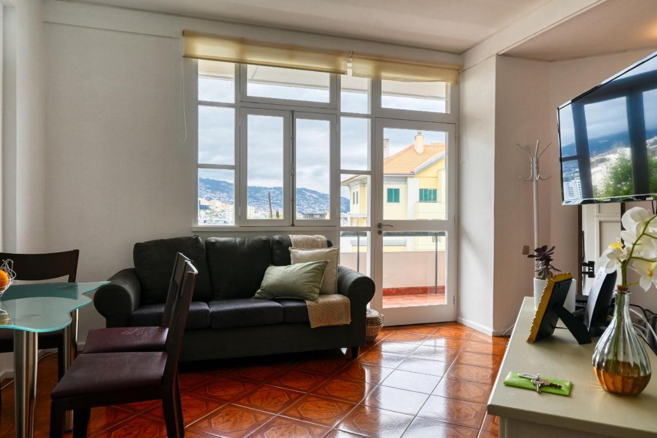 Blue View, A In Madeira Apartment