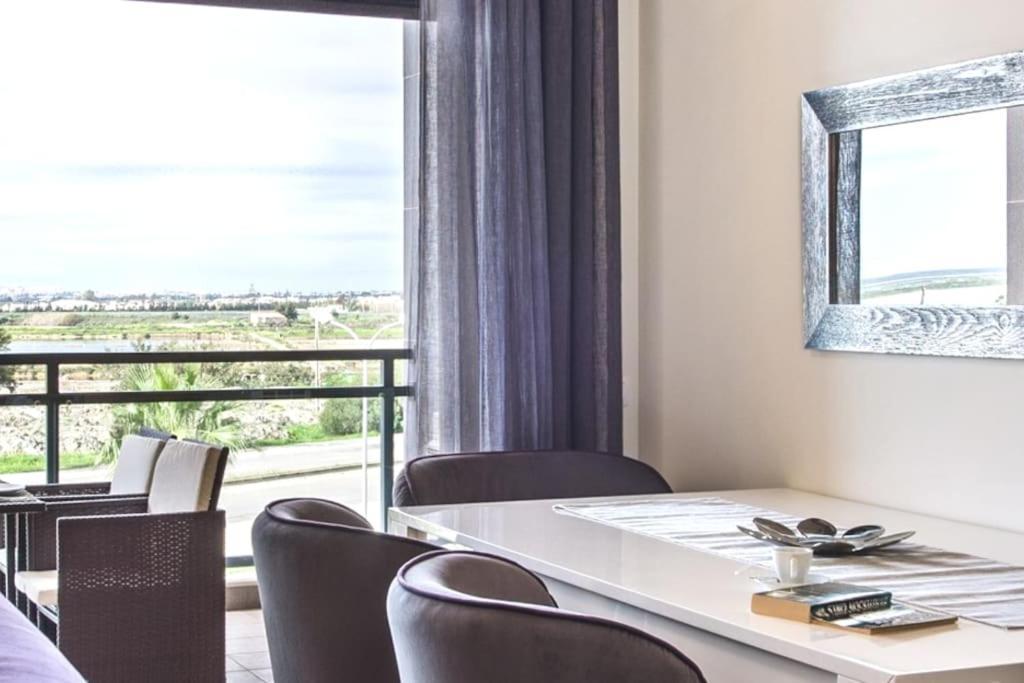 A Gaivota Ria Formosa Waterfront Lux With Pool, Olhao, Algarve Apartamento *