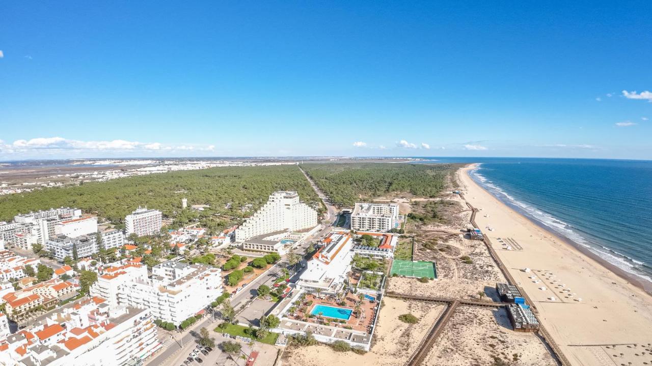 Yellow Hotel Monte Gordo
