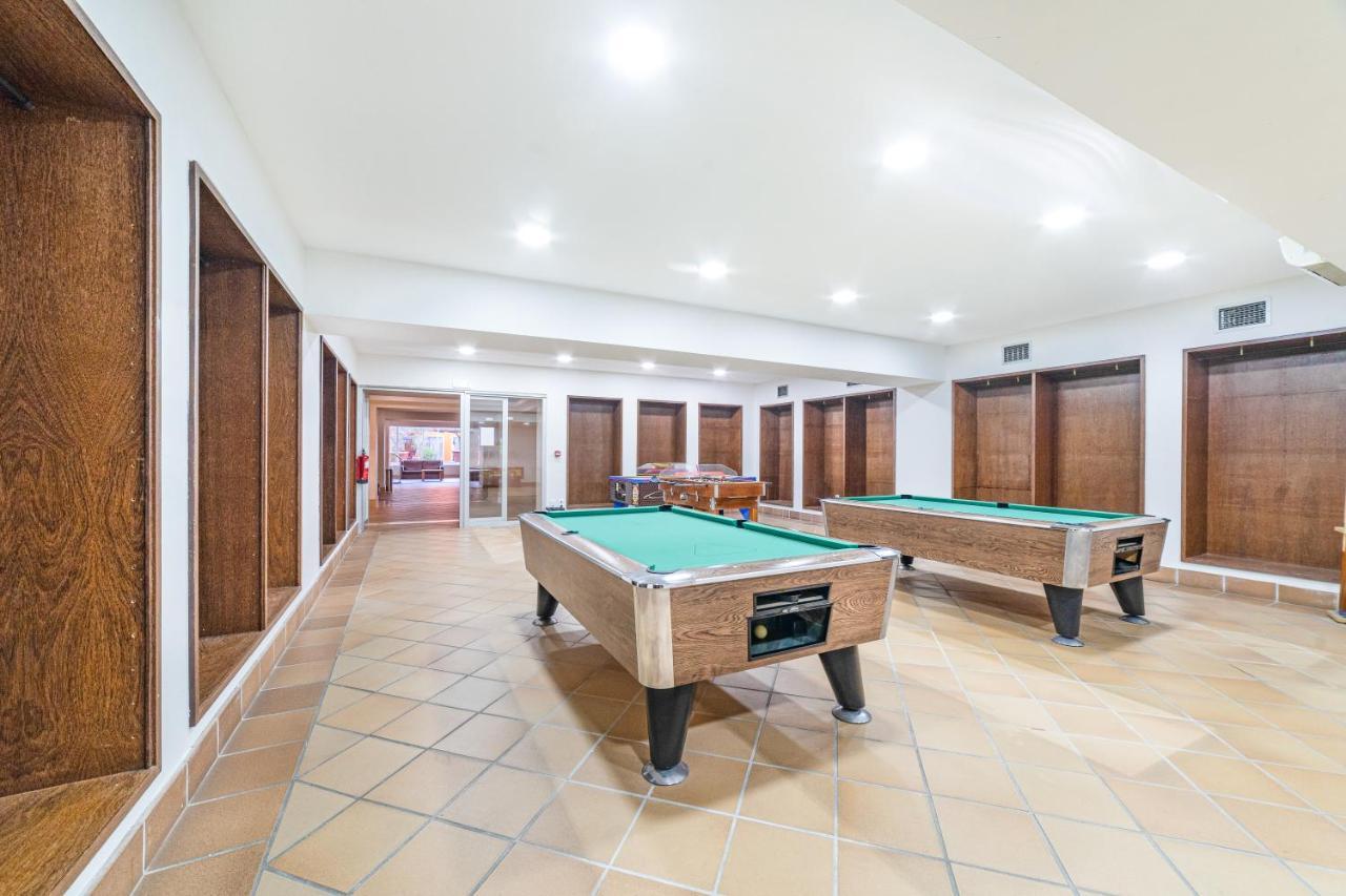 Hotel Yellow 4*