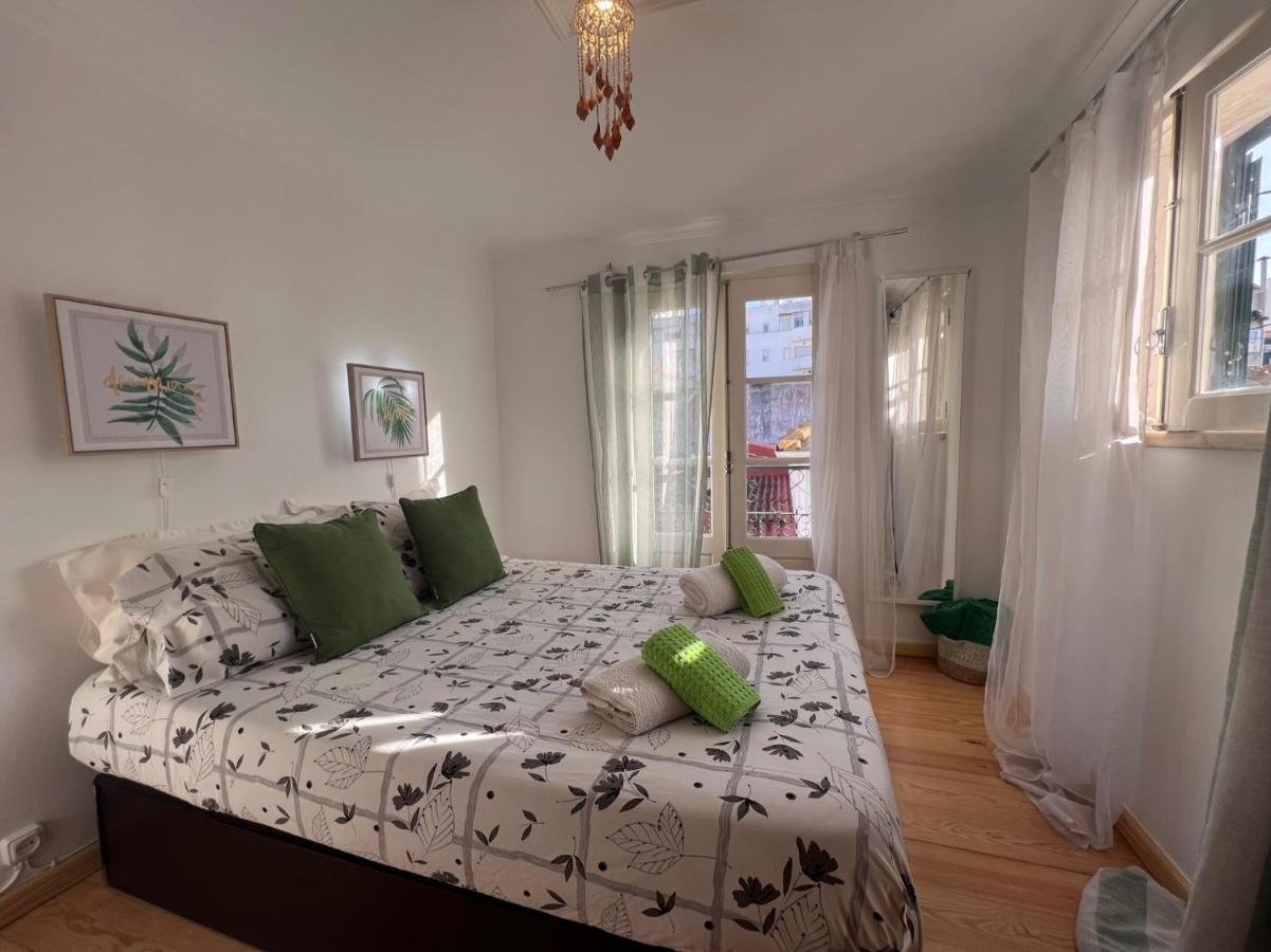 Caparica Surf Guest house *