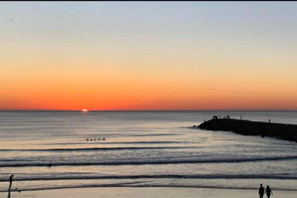 Enjoy Ocean Life At Costa Da Caparica! Appartement Costa de Caparica