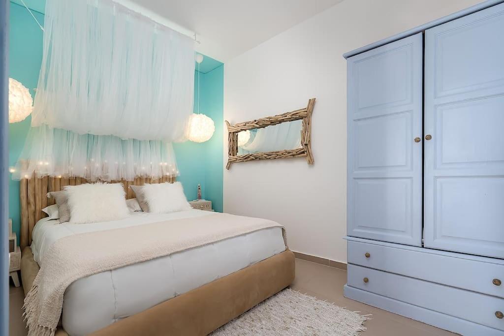 Apartment Heaven's Paradise-pool-sunset-1br *