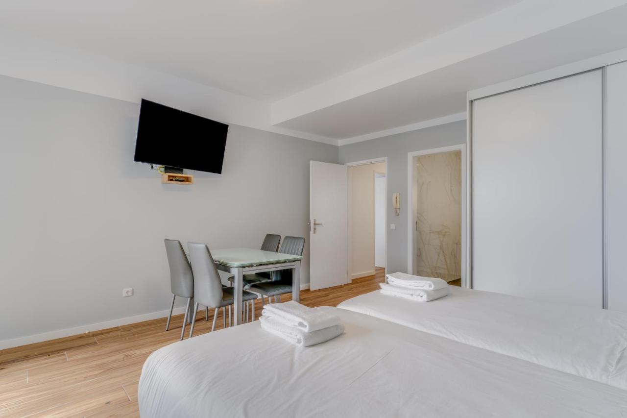 Winter 1 Apartment