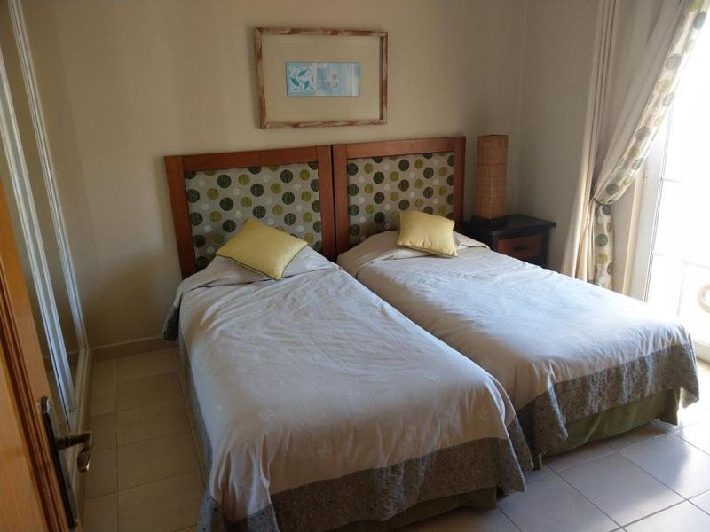 Stunning 3 Bed With Pool- Golf Budens