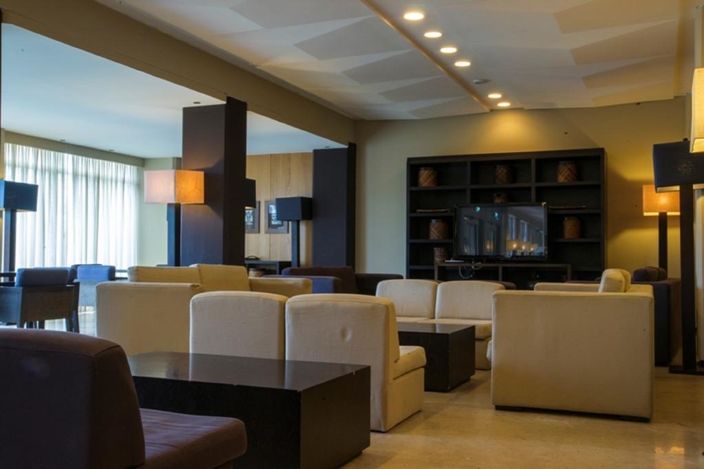 Carcavelos Hotel 4*