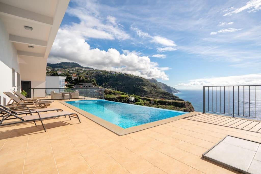 Apartment Marina View - Pool & Stunning Ocean View *