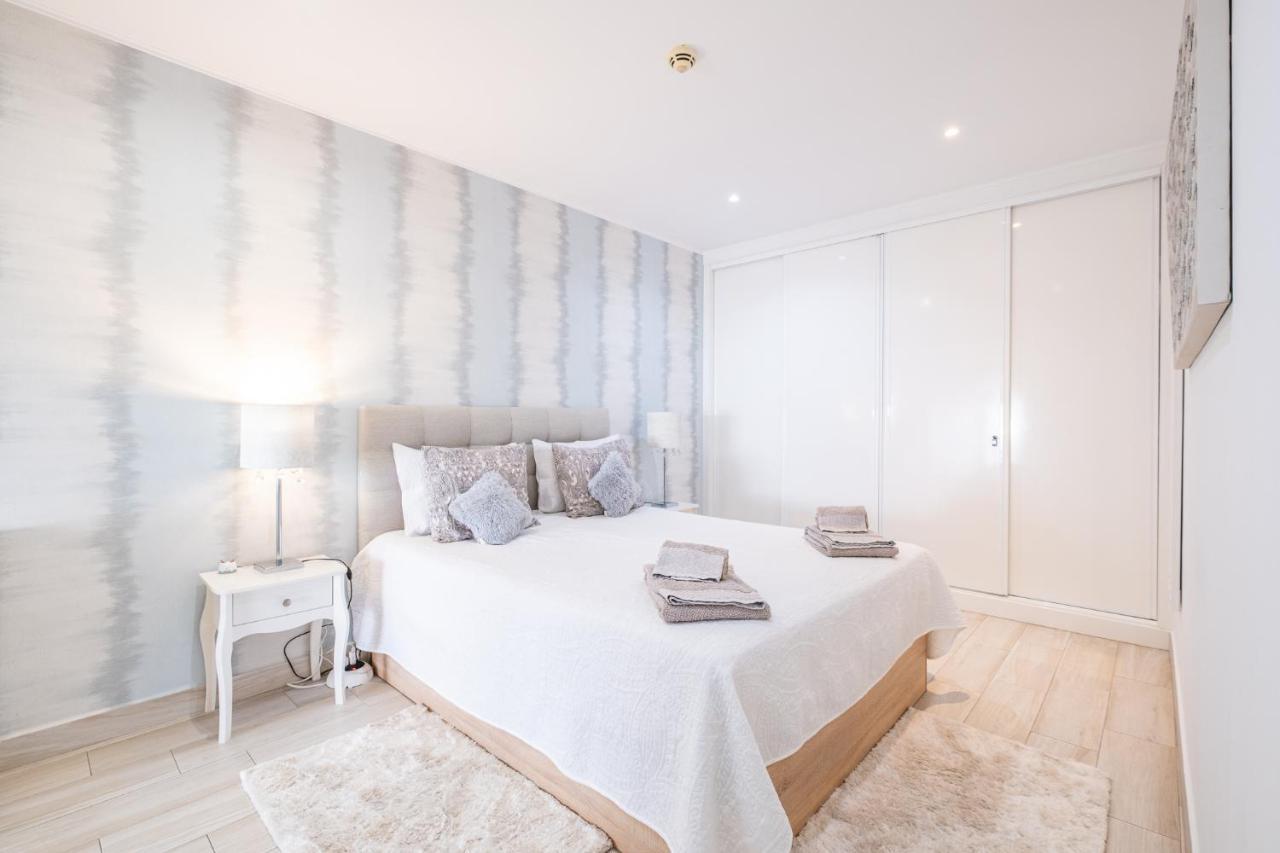 Luxurious Seaview With Pool 5min *