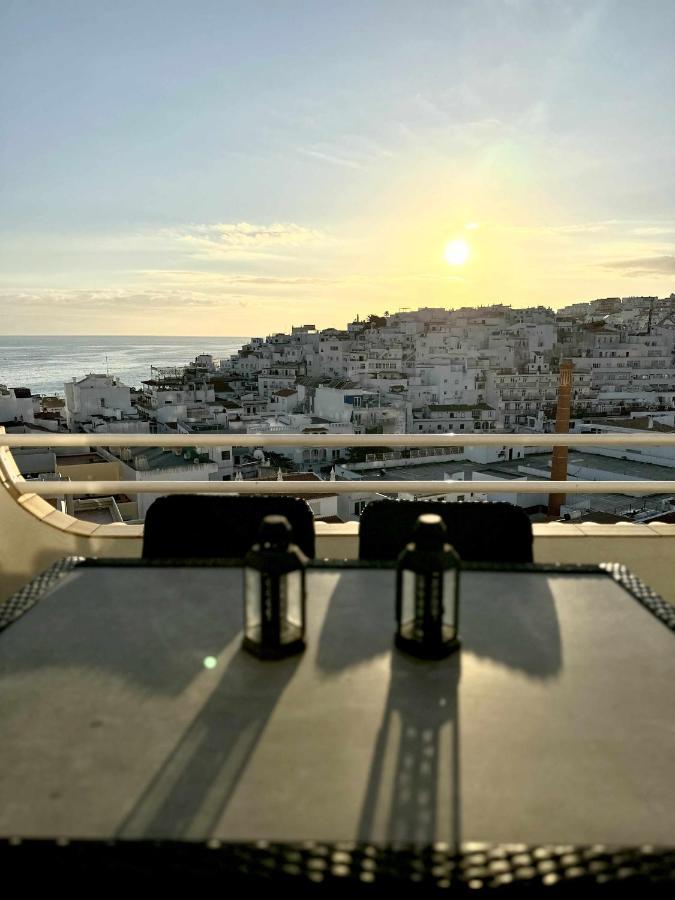 Holidays Penthouse Sea View Apartment *