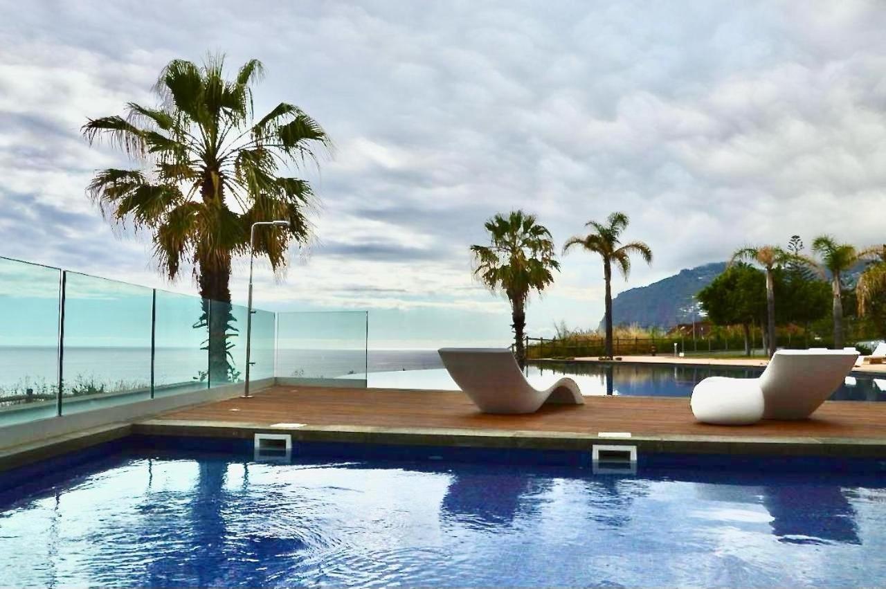 Peaceful Madeira Palace Apartment *