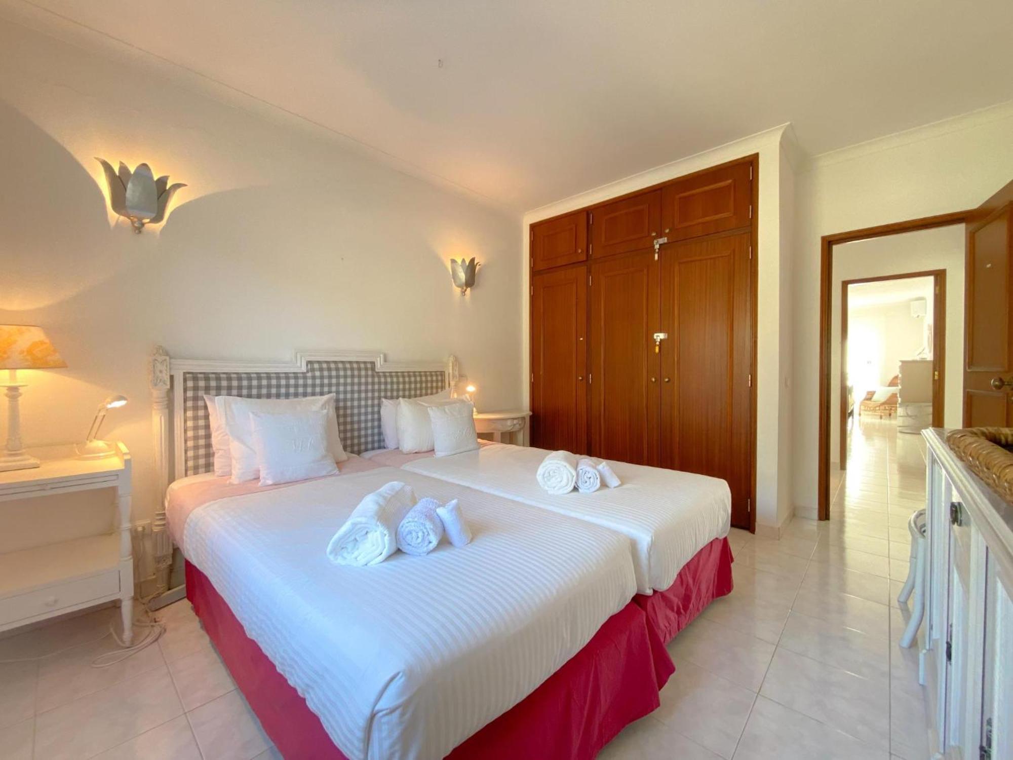 Charming Penthouse With Sea View In #1931 Apartment *