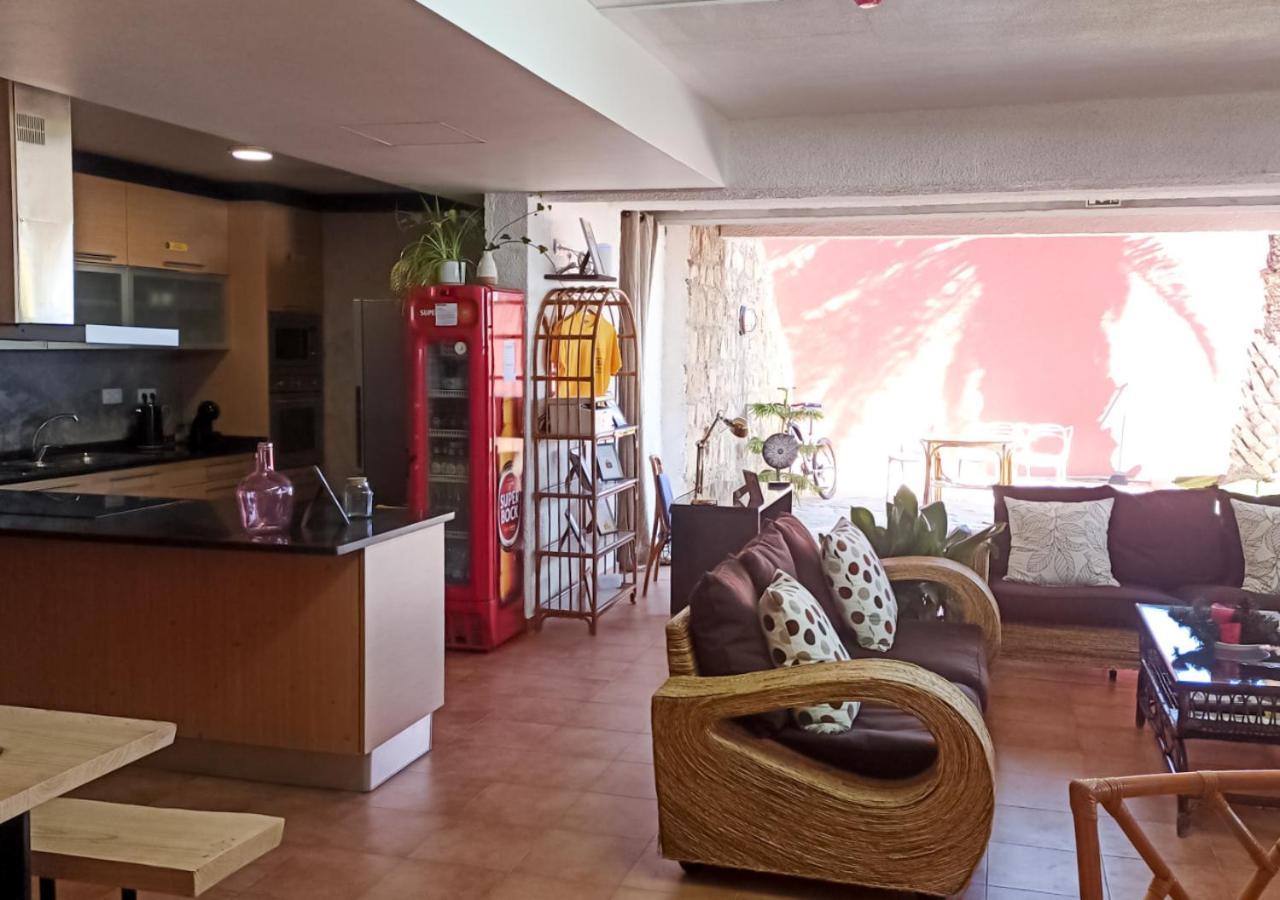 Destination Hostel