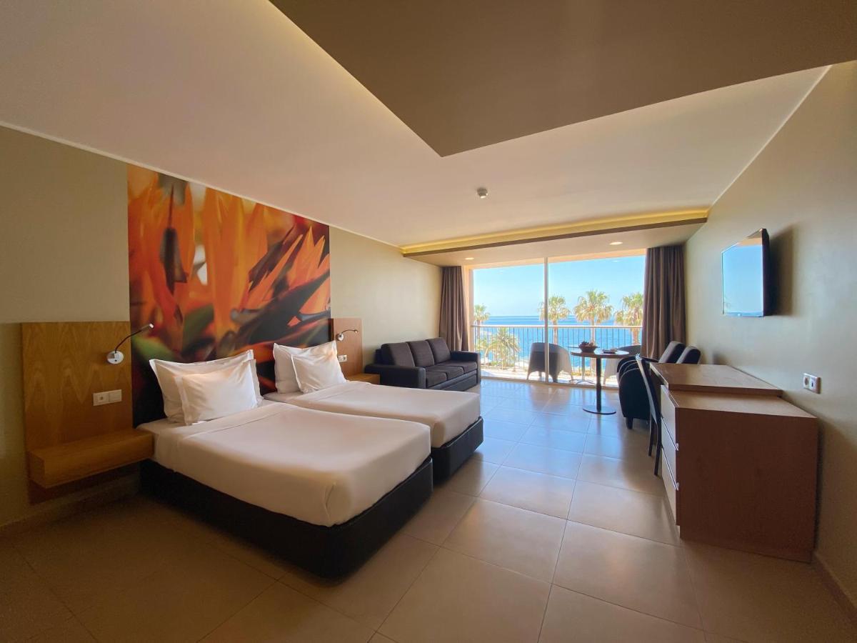 The Views Oasis Hotel 4*