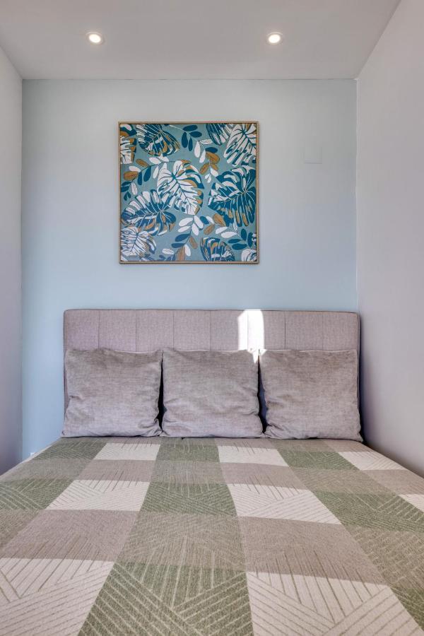 Torralta Oceanfront Luxury