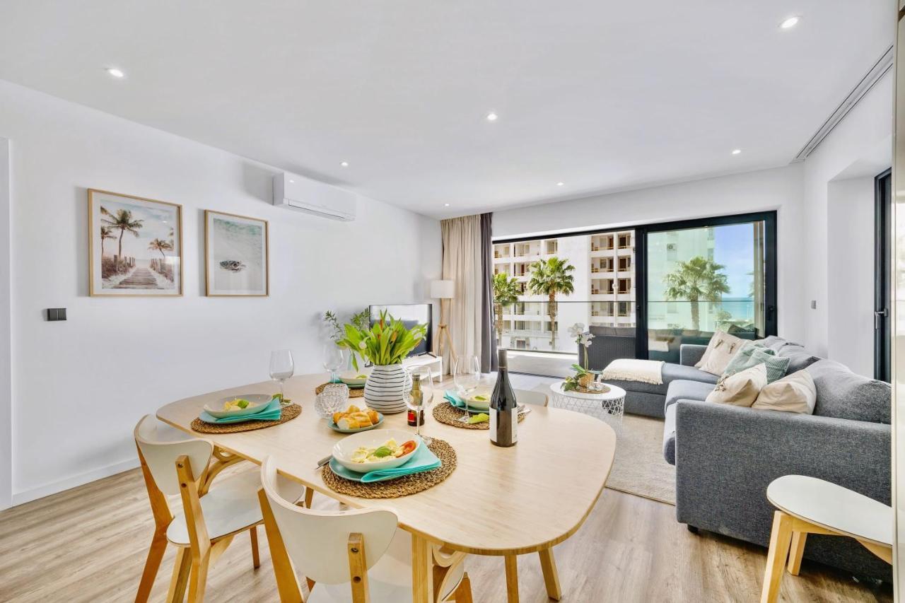 Bright Modern Beachside With Pool & Seaview Apartamento Quarteira