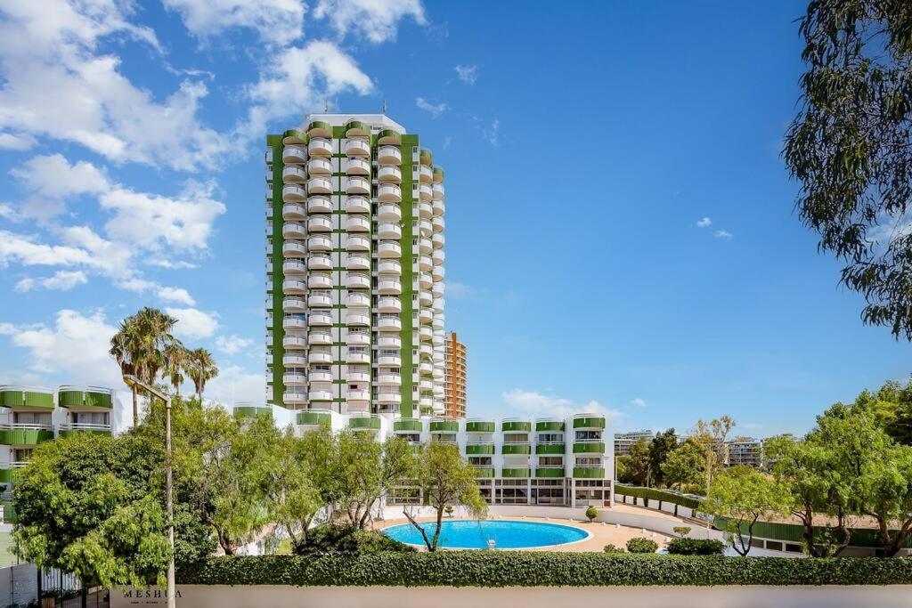 Apartment Vista Bonita With Views On The Ocean And The Hills *