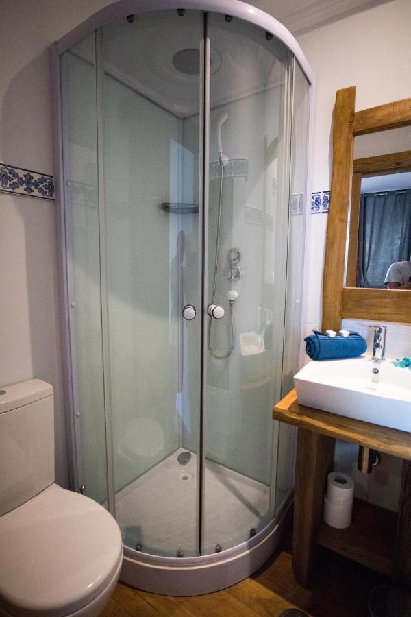 Modern & Recycled Hostel Machico (Madeira)