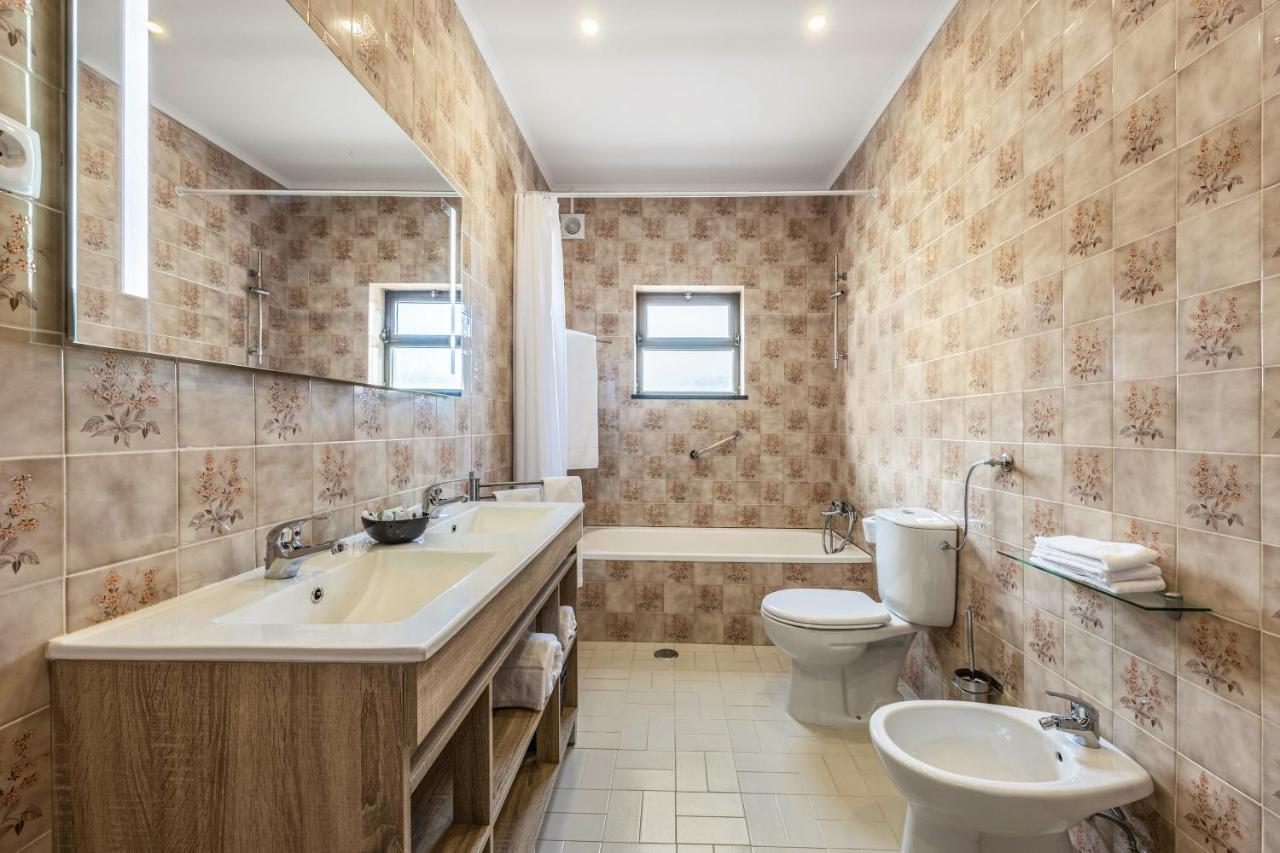 Cabo De -2 Bedroom