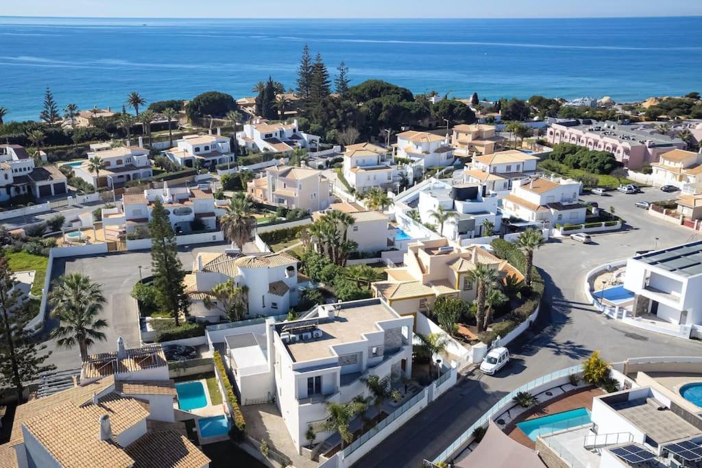 Villa Limoeiro - Beautiful New Nestled In The Heart Of Gale
