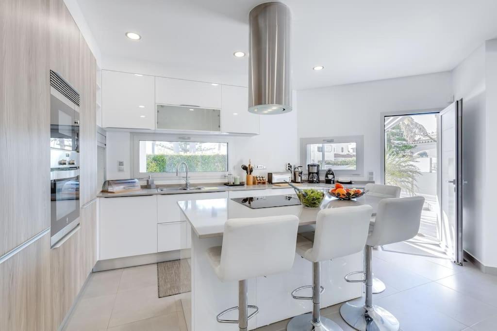 Limoeiro - Beautiful New Nestled In The Heart Of Gale * Guia (Faro)