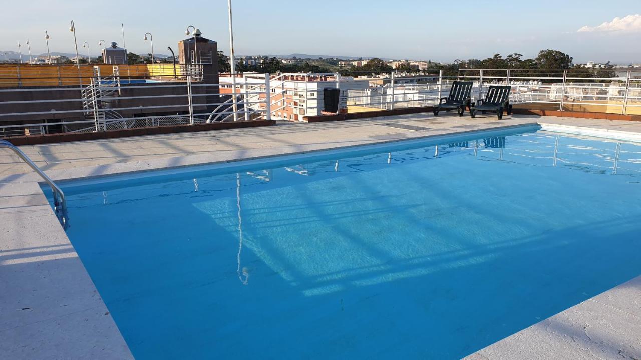 Apart Lisbon Pool Metro Garage Apartamento *