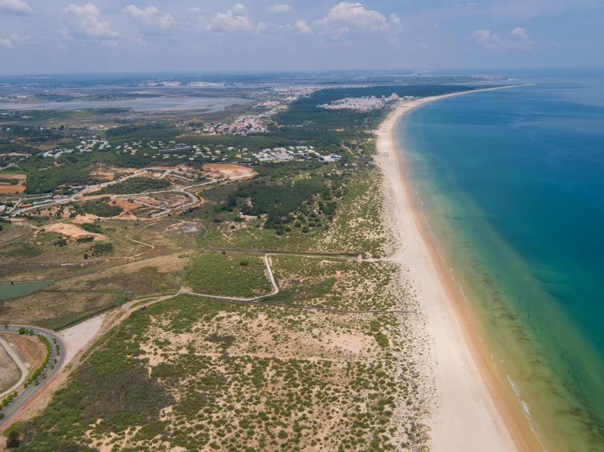 Moradia Perto Da Praia Monte Gordo