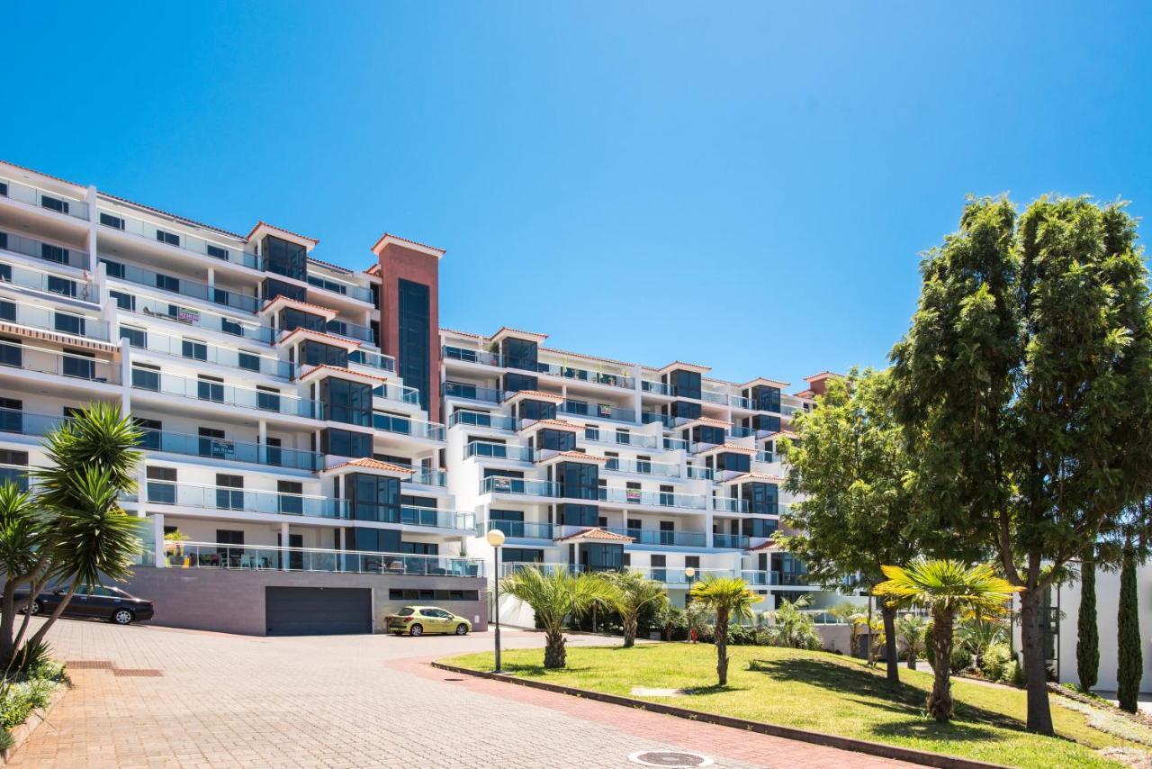 Penthouse Paradisus By Lovelystay * Canico (Madeira)