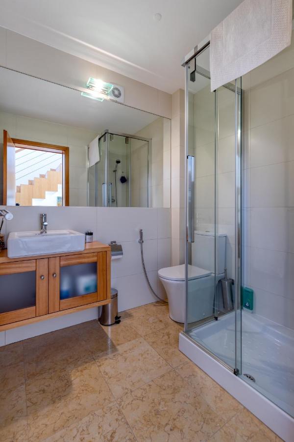 Villa Da Lua. Ocean Front Luxury. Private Pool. *