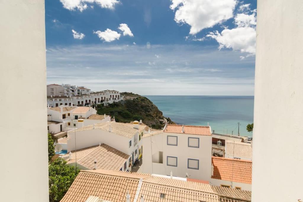 Apartment With Amazing Sea View
