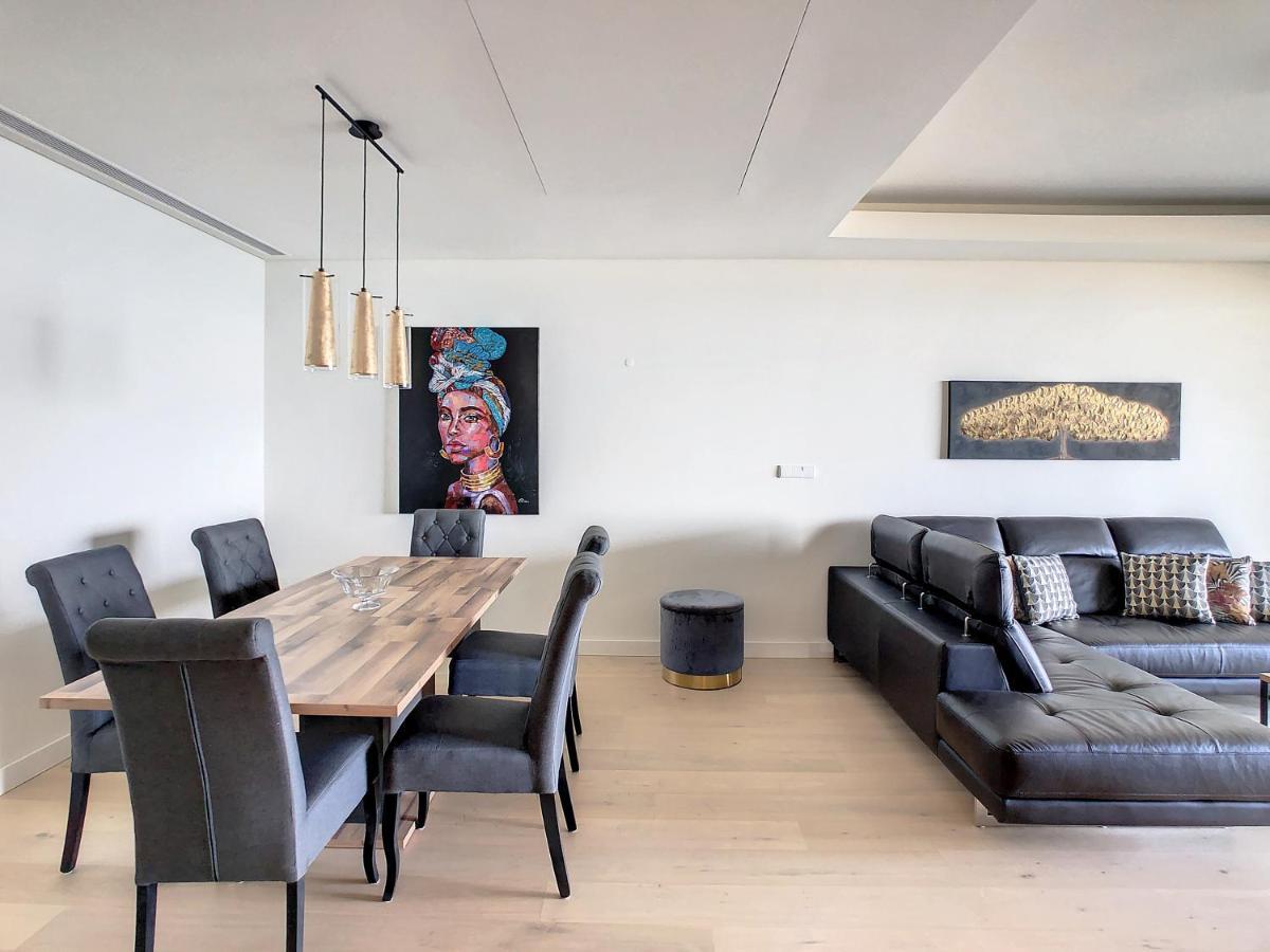 Appartement Over The Cliff By Lovelystay