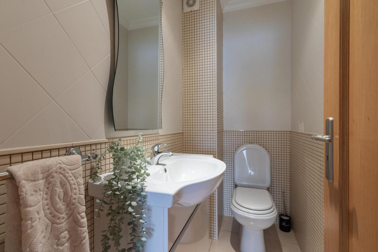 Alameda Apartment