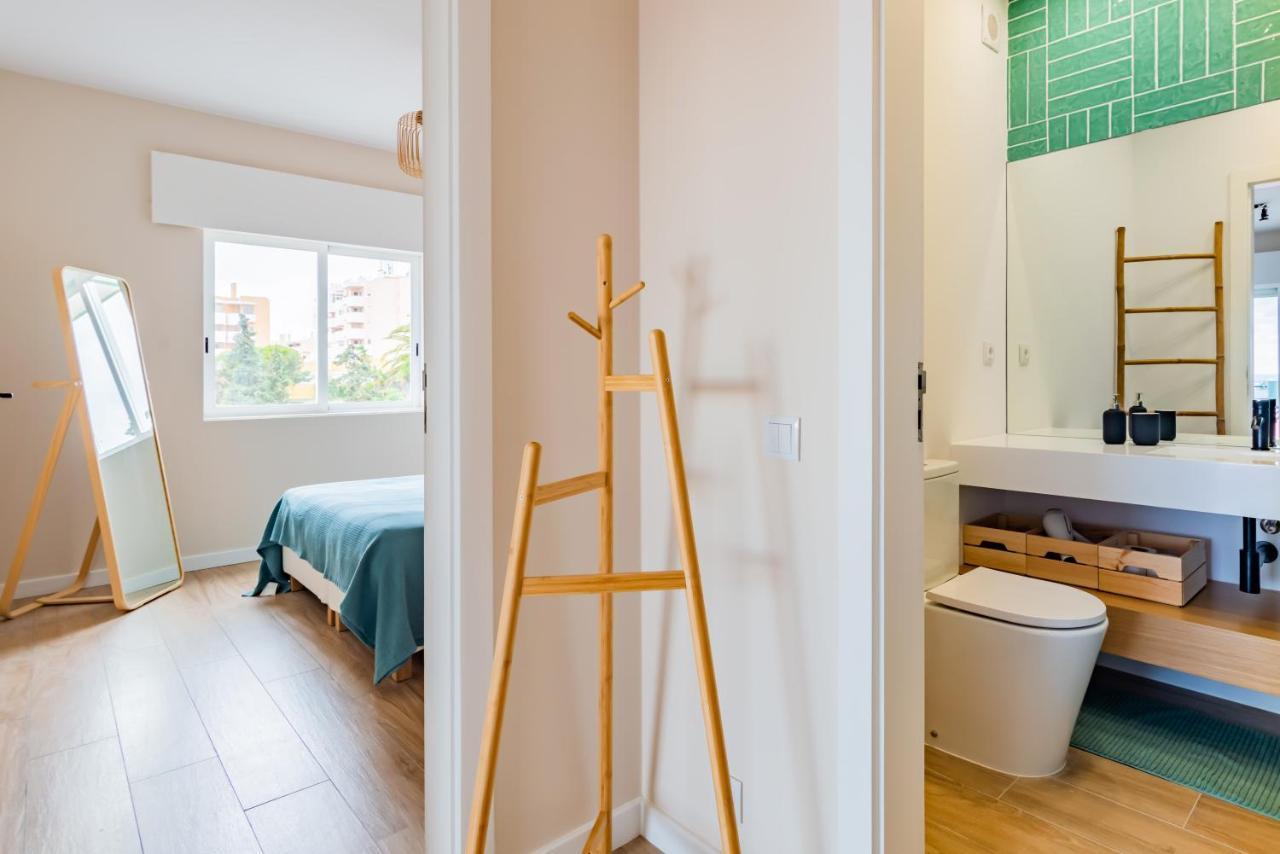 Apartment Sunny With Ocean Views *