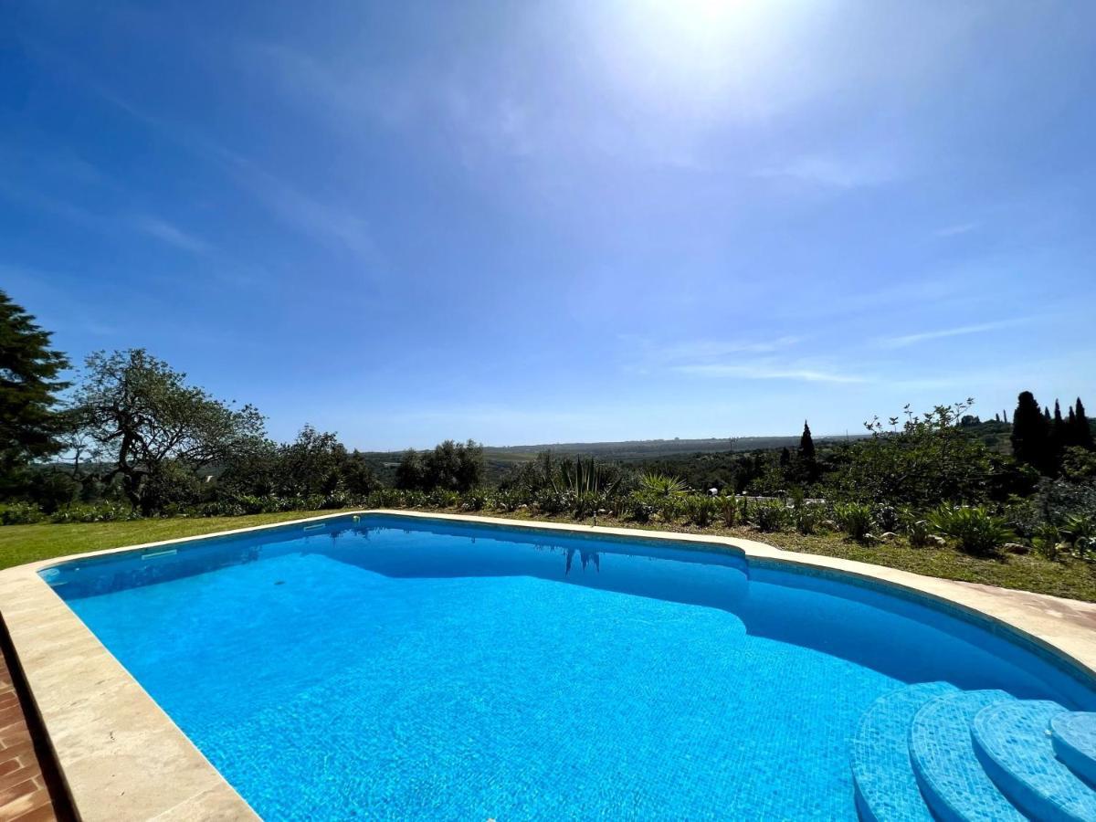 Villa Bellevue With Pool By Homing *