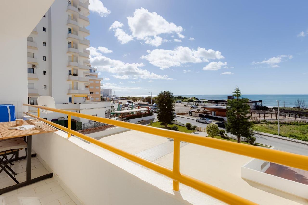 Max Crib - Seafront 2 Bedroom With Ac And Private Parking In Apartment Armacao de Pera
