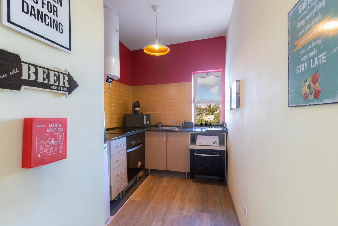 Max Crib - Seafront 2 Bedroom With Ac And Private Parking In * Armacao de Pera