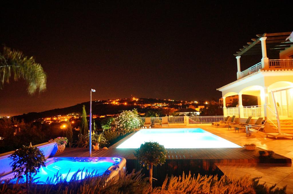 Casa Mocho Branco Bed & Breakfast Loule