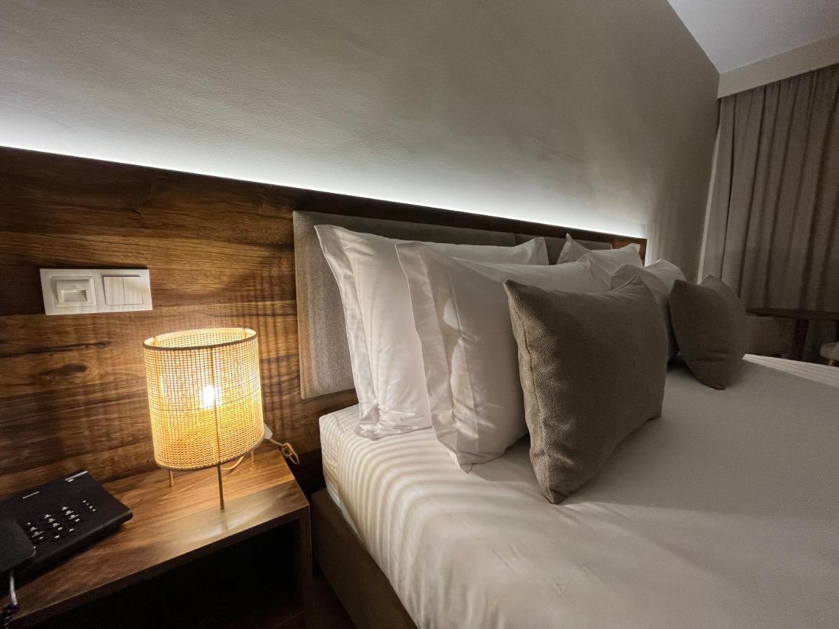 Madeira Bright Star By Petit 4*