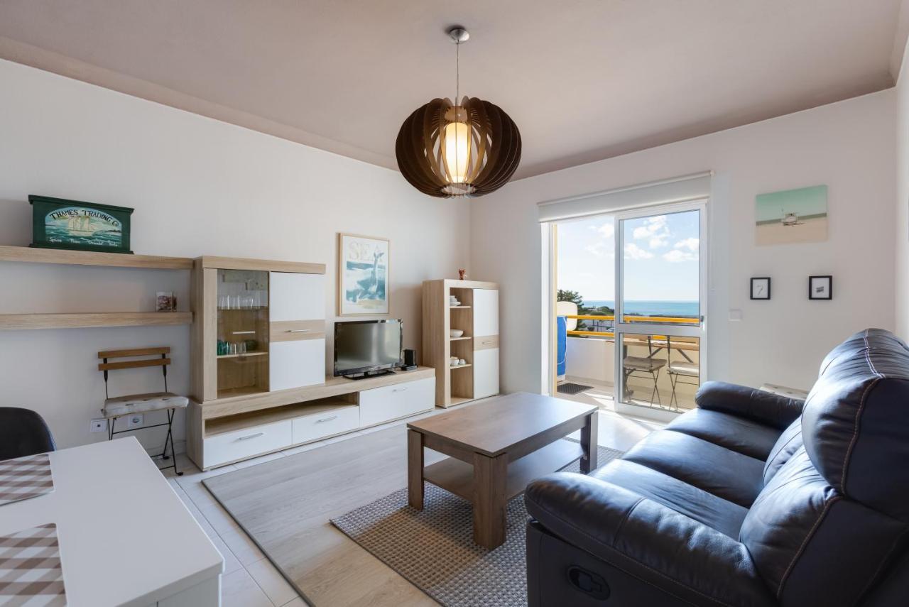 Max Crib - Seafront 2 Bedroom With Ac And Private Parking In