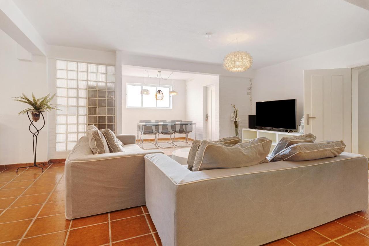 Soltroia Court -heated Pool Holiday home *