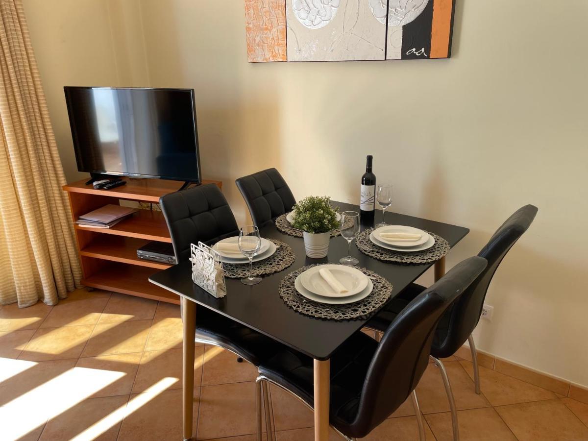 Apartamento 2 Bedroom Penthouse Duplex With Rooftop Terrace And Amazing Panoramic Views Wpg1 *