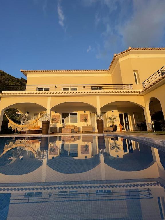 Luxury With Private Heated Pool, Garden And Views Of The Sea And Mountains. *