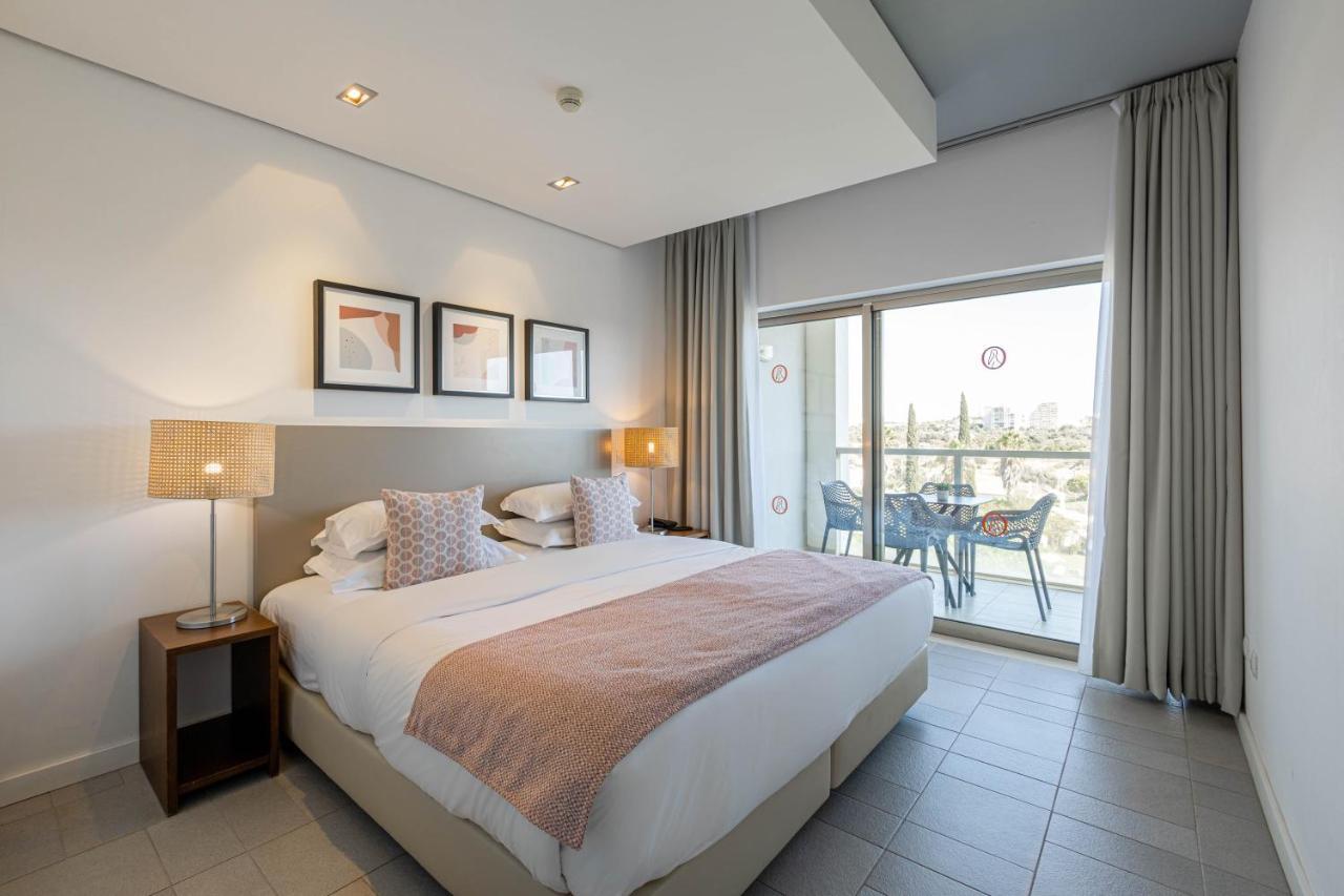 Pelican Aparthotel
