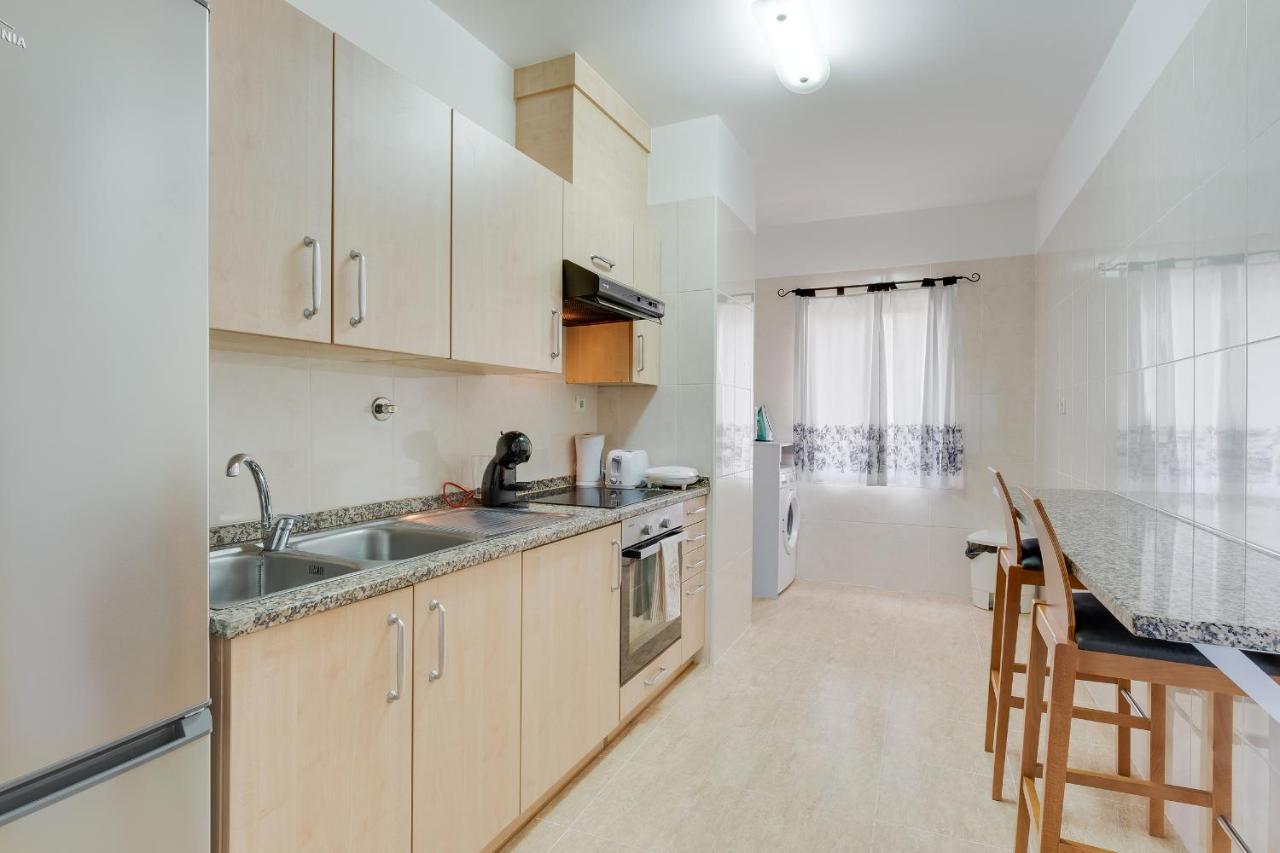 Apartment Santa Cruz With Sea View By Hr Madeira