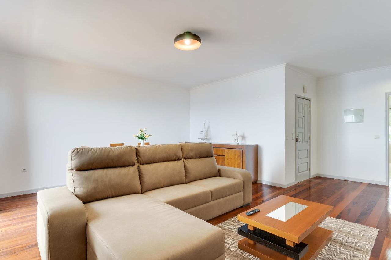 Apartment Santa Cruz With Sea View By Hr Madeira Santa Cruz (Madeira)