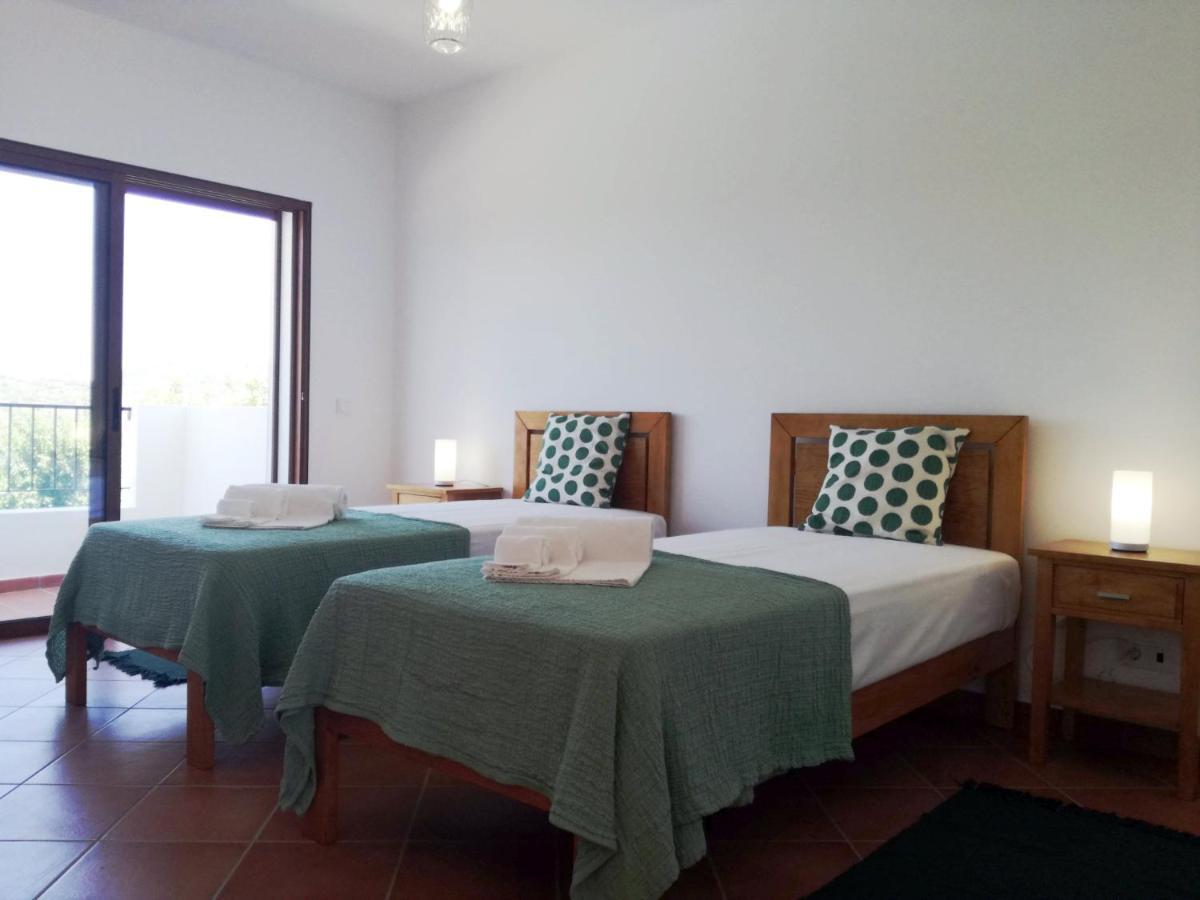 Monte Da Ribeira Farm stay *