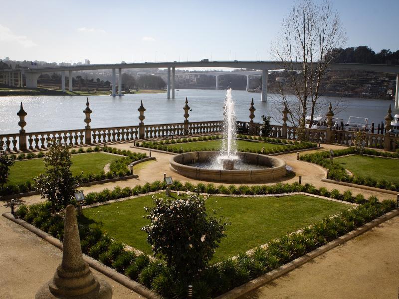 Hotel Pestana Palacio Do Freixo, & National Monument - The Leading Of The World