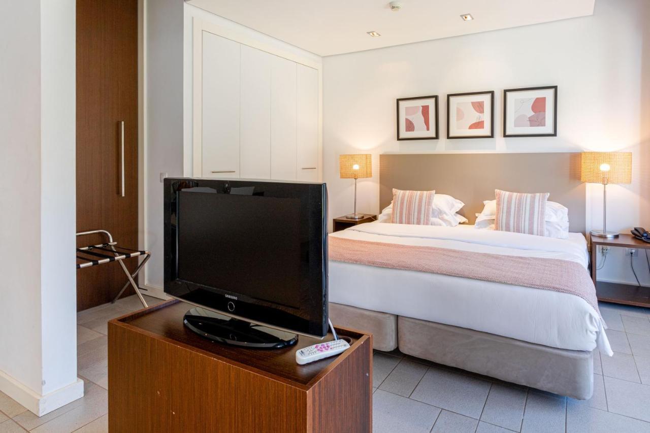 Aparthotel Pelican 4*